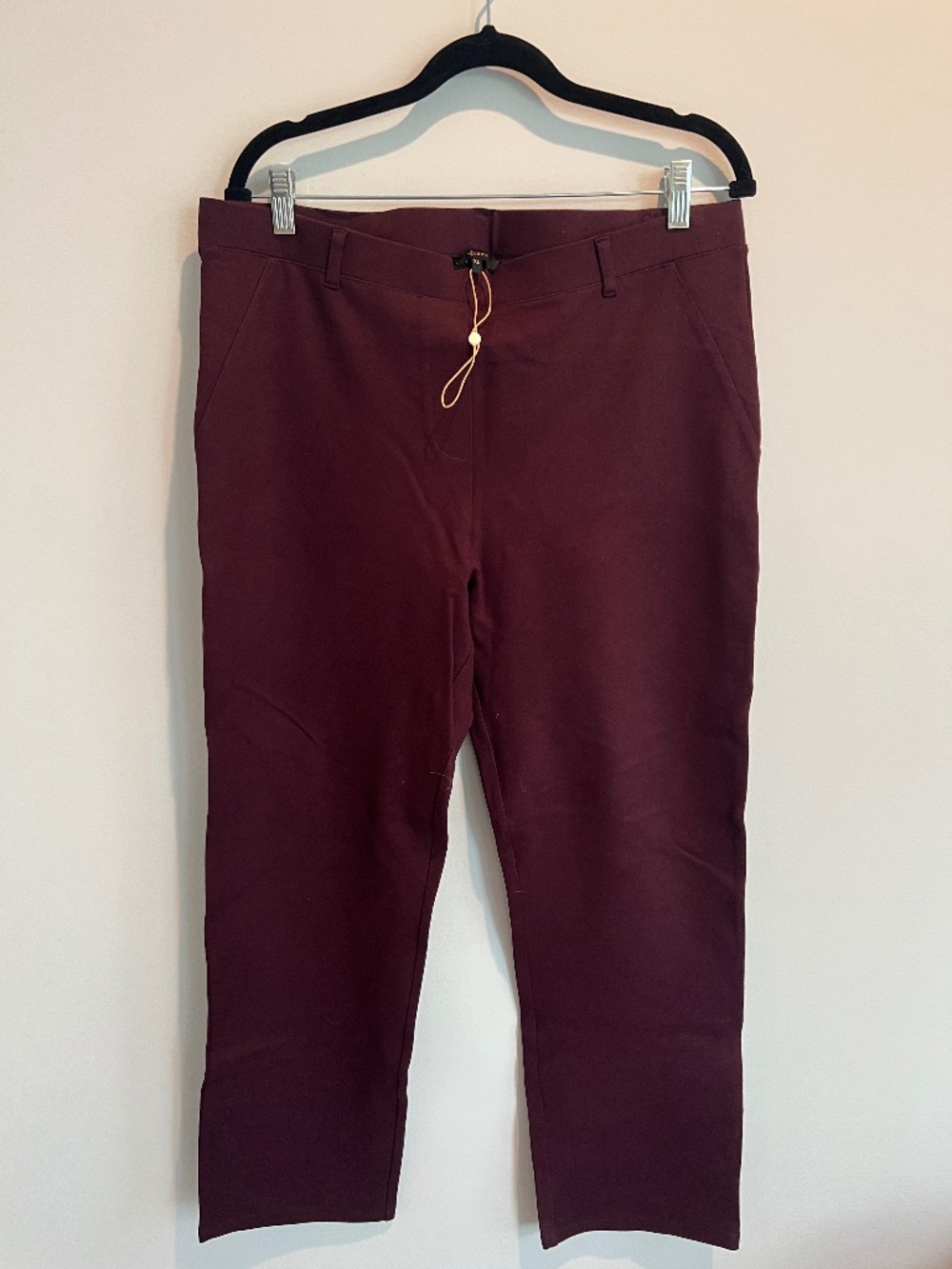 NWOT Quince Ultra Stretch Ponte Pants - Burgundy?Maroon size XL